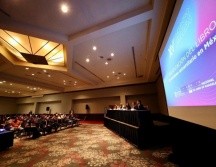 Ricardo Villanueva señaló que uno de los motivos para que la Feria tenga cada vez más gente son estos eventos y que es para todo el público, a comparación, por ejemplo, de la feria de Frankfurt -la cual es más grande que la FIL- que es solo para profesionales. TWITTER/ @rvillanueval