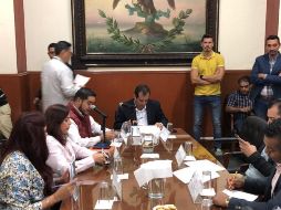 Los diputados ya habían autorizado una bolsa de 880 mil pesos entregada a los dos sindicatos de burócratas. EL INFORMADOR / R. Rivas