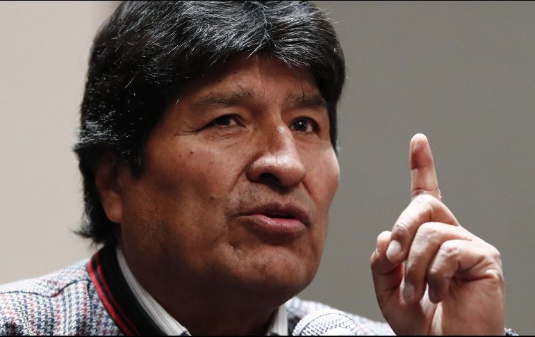 Ayer, Morales reiteró que “la derecha golpista” le robó su triunfo en la primera vuelta de las últimas elecciones presidenciales. EFE/J. Méndez