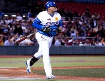 La novena mandó al toletero a Guasave a cambio del outfielder  Maxwell León y del pitcher Jesús Manuel Chávez. TWITTER / @charrosbeisbol