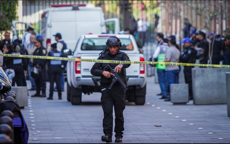 Diversas corporaciones de seguridad acudieron al área luego de darse a conocer el reporte. NTX/M. González