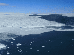 El volumen de agua que ascendía al equivalente de dos mil albercas olímpicas se redujo a una tercera parte del en cuestión de cinco horas. ESPECIAL / cam.ac.uk