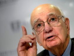 Tras su salida de la Fed, Paul Volcker se pasó a la banca privada y posteriormente regresó a la política pública al aceptar ser presidente del Consejo de Asesores de la Recuperación Económica, entre 2009 y 2011. AFP/ARCHIVO