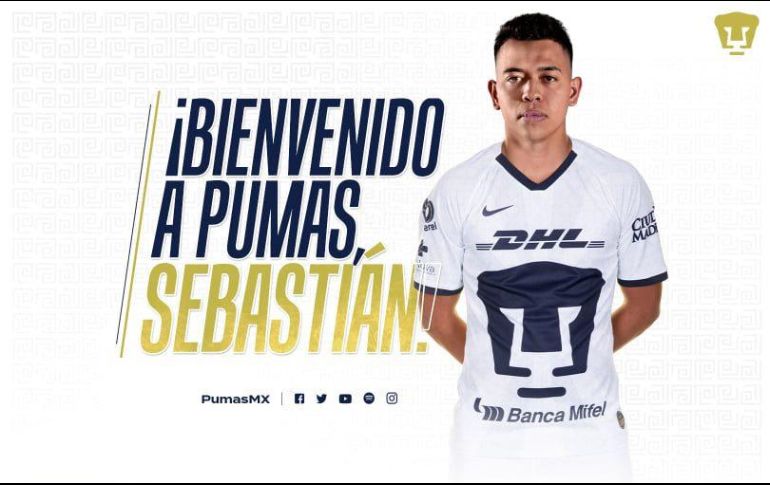 El conjunto universitario hizo oficial la contratación del jugador de 22 años de edad. TWITTER / @PumasMX