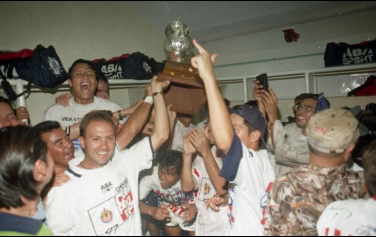 Chivas consiguió su décimo título en el verano de 1997. EL INFORMADOR / ARCHIVO