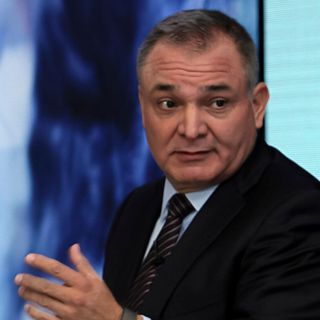 ¿El "Chapo" Guzmán sobornaba a Genaro García Luna?