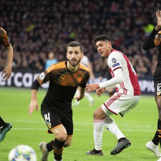 Valencia elimina a Ajax y se mete a octavos de final de la Champions
