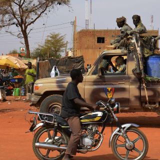 Atentado contra cuartel en Níger deja más de 60 muertos