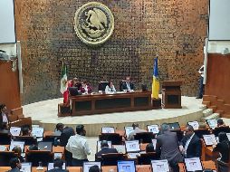 El pleno del Congreso de Jalisco avaló el cobro de peaje a camiones de carga. EL INFORMADOR / R. Rivas