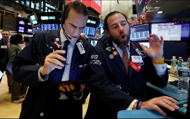 El índice industrial Dow Jones ganó un 0.79% para alcanzar los 28 mil 132.05 puntos. AP/R. Drew