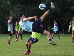 Los nuevos jugadores rojiblancos como Uriel Antuna ya toman parte en las prácticas en la pretemporada del Rebaño con miras al Clausura 2020. TWITTER/@Chivas