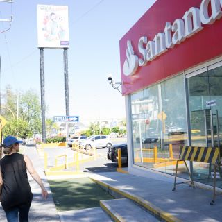 Santander presenta fallas en viernes de quincena y aguinaldo