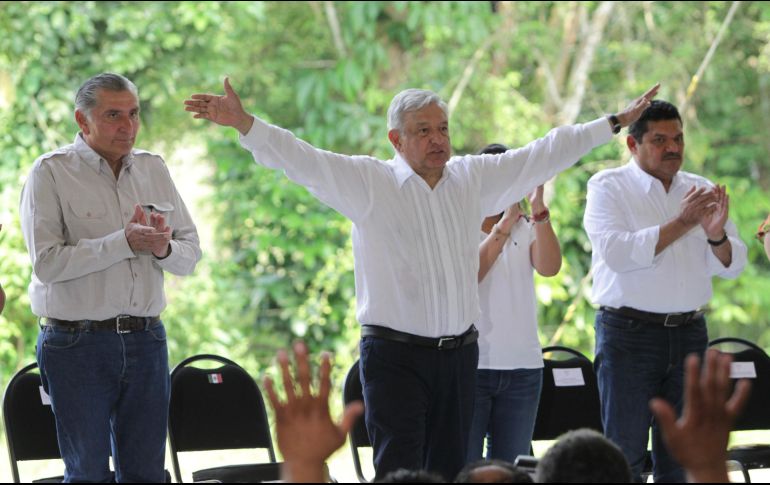 El Presidente Andrés Manuel López Obrador acudió al municipio de Jalapa, Tabasco, para supervisar los avances del programa Sembrando Vida. NTX/M. González