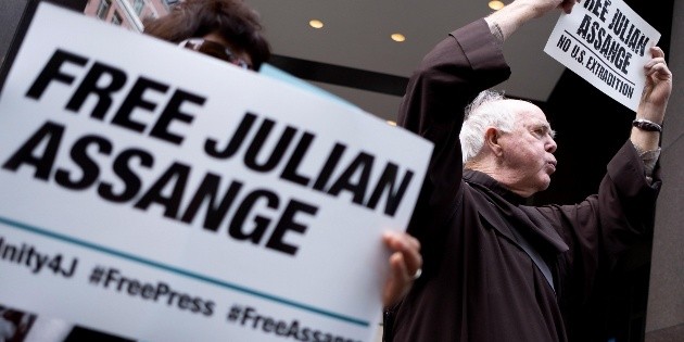 Assange denunciar&aacute; espionaje en embajada ecuatoriana