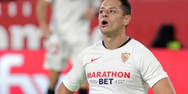 Sevilla con "Chicharito" pierden ante el Villarreal