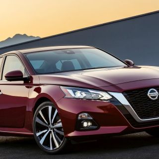 Nissan Altima Exclusive, pura elegancia oriental