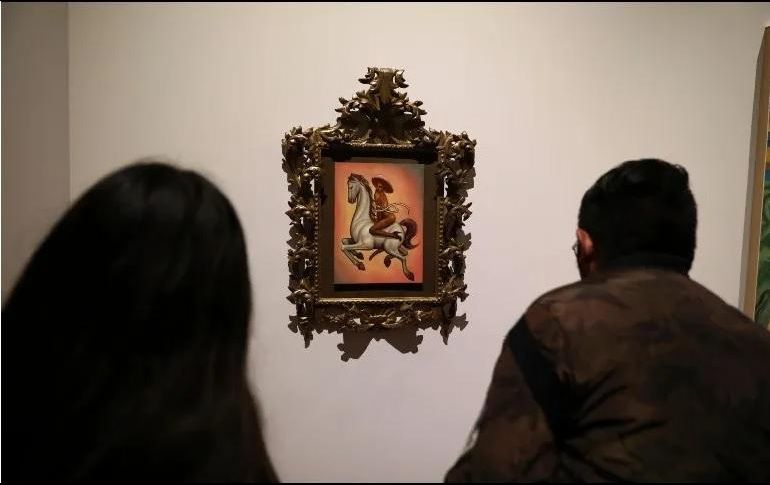 El artista Fabián Cháirez y Luis Vargas Santiago, el curador del amuestra, respetan la opinión de la familia. AP / ARCHIVO