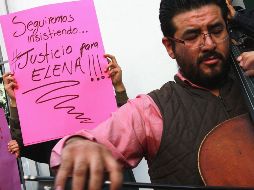 Diferentes grupos de músicos protestan contra la violencia y la impunidad en el caso de la artista María Elena Ríos Ortiz que fue víctima de un ataque de ácido en Oaxaca. NTX / E. Álvarez