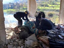 Un bombardeo en la aldea de Bdama mató a la esposa y tres hijas de un socorrista de los llamados 