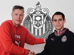 Angulo fue el octavo refuerzo anunciado por Chivas para el Clausura 2020. TWITTER / @Chivas
