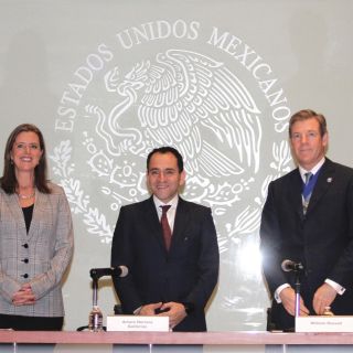 Aumento al salario no es "un regalo" del T-MEC: Arturo Herrera