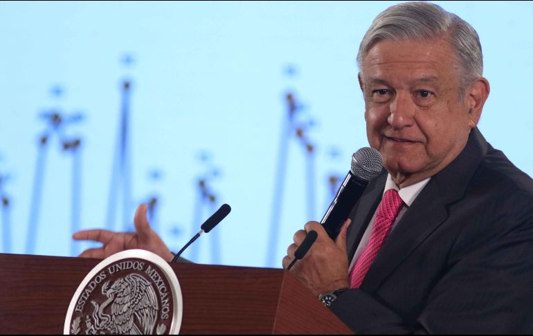 El PAN considera que López Obrador incurrió en presunta promoción personalizada y probable difusión de propaganda gubernamental. SUN/C. Mejía