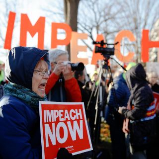 ¿Pueden creer que me acusarán hoy?: Trump