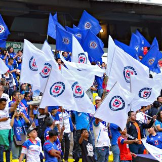Cruz Azul amplía relación con el Estadio Azteca