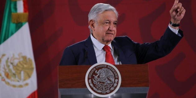 ''Ma&ntilde;aneras'' generan ahorro de cinco mil MDP en publicidad: L&oacute;pez Obrador