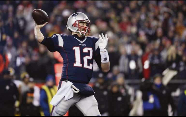 Tom Brady ostenta 31 triunfos en su carrera contra los Bills, la mayor cantidad de victorias de un quarterback contra un mismo equipo en la historia de la NFL. AP