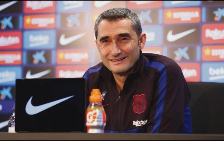 Ernesto Valverde. El español quiere cerrar el año en el primer lugar. TWITTER/@fcbarcelona