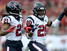 Bradley Roby (#20) interceptó un pase de Jameis Winston y que devolvió hasta las diagonales de los Buccaneers. AP/J. Behnken