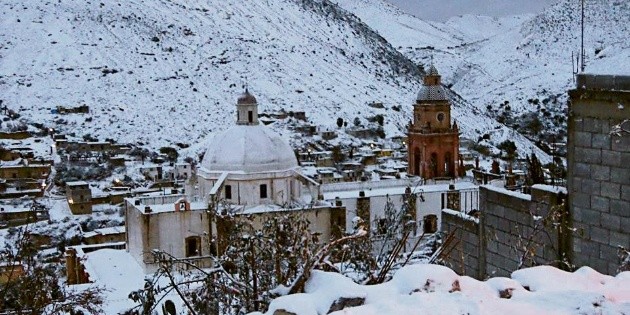 Frente fr&iacute;o provoca nevadas; la temperatura alcanza -10&ordm;