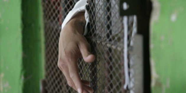 Detienen a Polic&iacute;a del Estado por el asesinato de una mujer en Juanacatl&aacute;n