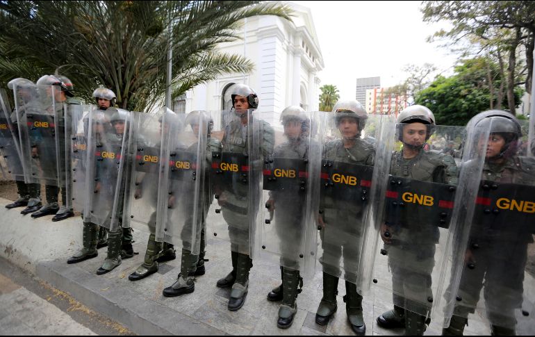 Autoridades señalaron que los atacantes del cuartel fueron entrenados en Colombia y son financiados por Bolsonaro. AP / ARCHIVO