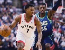 Líder. Kyle Lowry (#7) anotó 20 puntos en el último cuarto ante los Mavericks. AP /  F. Gunn
