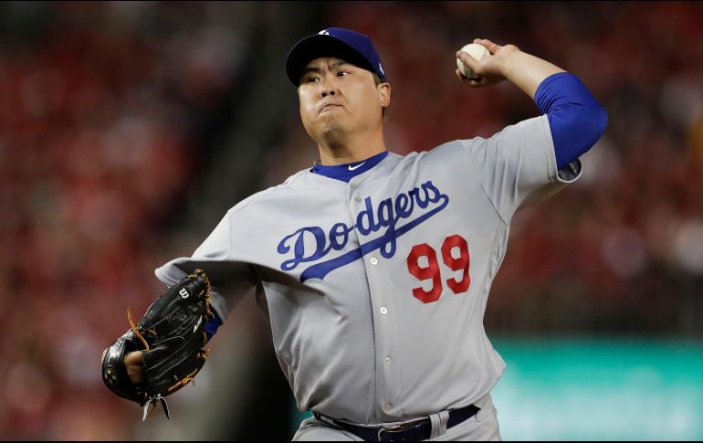 El surcoreano terminó con una foja de 14-5 y una efectividad de 2.32 con los Dodgers de Los Ángeles la temporada pasada. AP / ARCHIVO