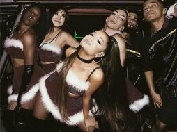 Ariana Grande lanza álbum en vivo "k bye for now (swt live)"