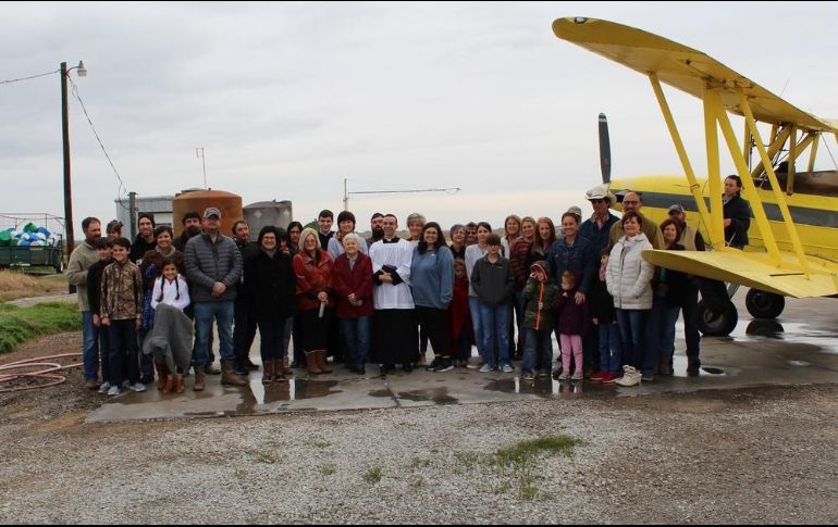La diócesis de Lafayette publicó varias imágenes del curioso hecho en sus redes sociales. FACEBOOK/Diocese of Lafayette