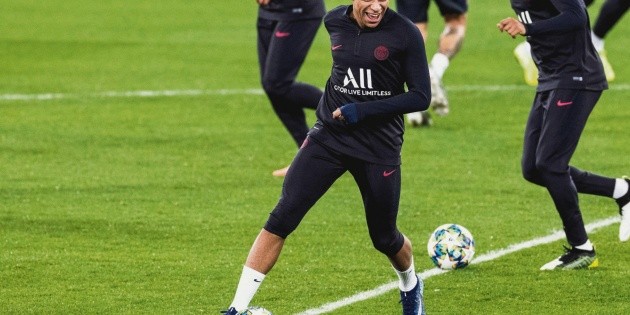 Mbapp&eacute;, mejor jugador franc&eacute;s del a&ntilde;o