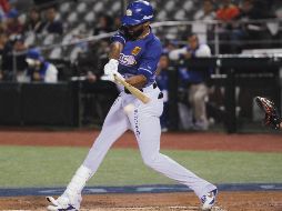 Henry Urrutia. Es el tercer mejor toletero de los jaliscienses con porcentaje de .316. IMAGO7