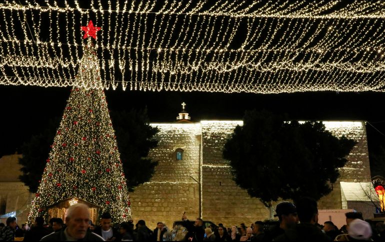 Las festividades navideñas se viven en un ambiente de tranquilidad y animación, con turistas que vienen de diversas partes del mundo. AFP/H. Bader