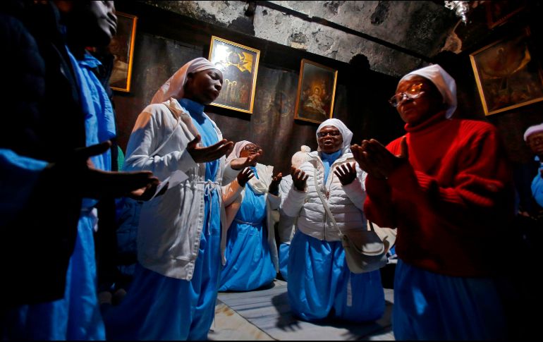 Las festividades navideñas se viven en un ambiente de tranquilidad y animación, con turistas que vienen de diversas partes del mundo. EFE/A. Al Hashlamoun