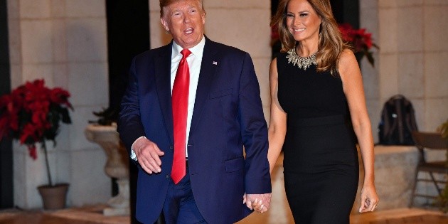 Los Trump desean "feliz Navidad" a todos