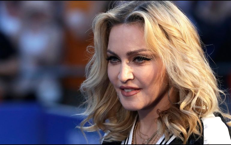 En un video, la cantante lamenta no haber podido cumplir con el espectáculo