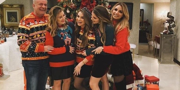 Ang&eacute;lica Rivera y "El g&uuml;ero" Castro celebran Navidad juntos