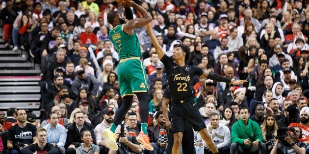 Los Celtics sorprenden al campe&oacute;n Raptors