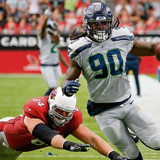 Jadeveon Clowney confía en jugar ante los 49ers 