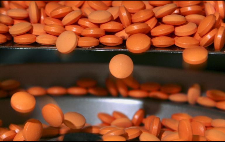 Laboratorios Pisa recibirá un promedio de mil 980 millones de pesos por abastecer 95 partidas. AP/Archivo