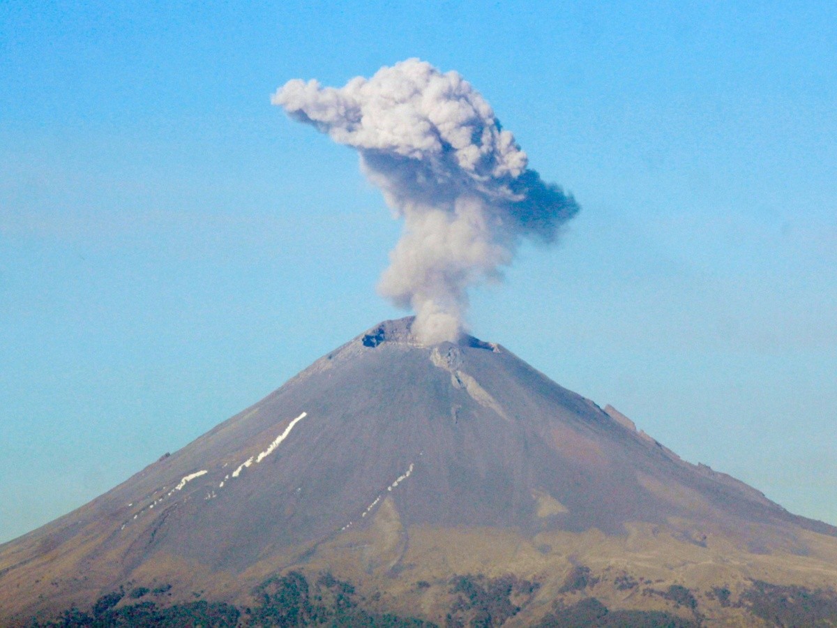  El Popocatépetl emite 167 exhalaciones en últimas 24 horas